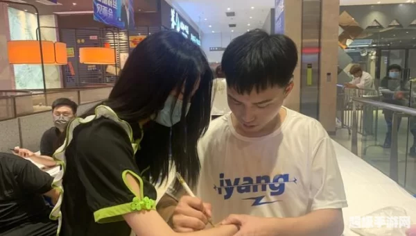 耀扬盒
